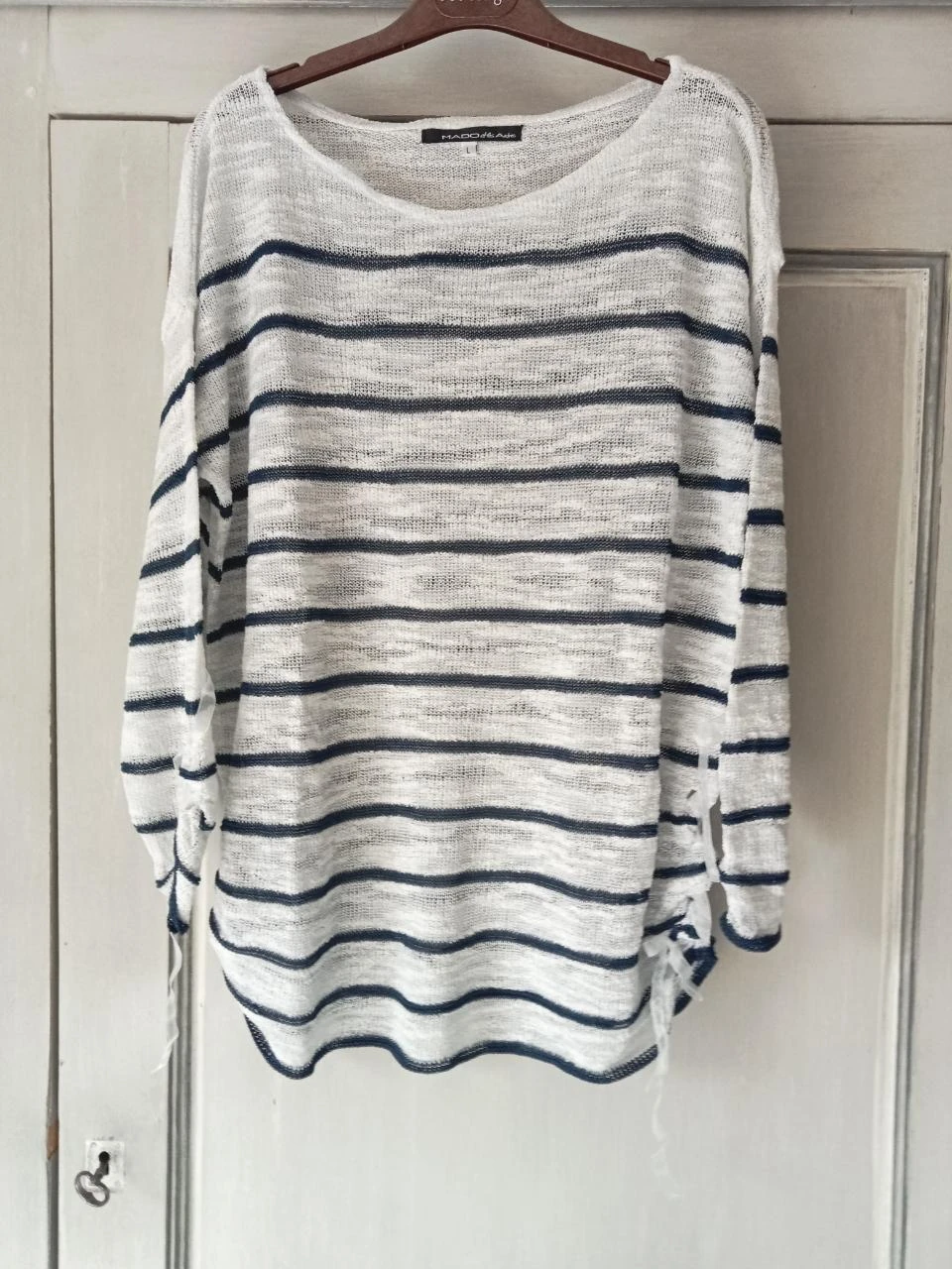 Pull Mado et les autres